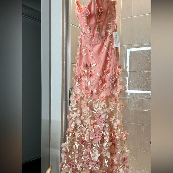 Helsi Kai Floral Dress - Picture 5 of 6